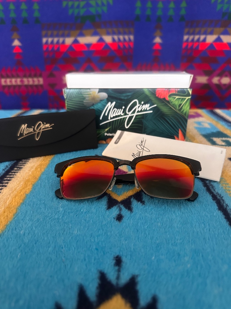 Maui Jims-Hawaii Lava-Kawika Black Gloss-W/Pewter